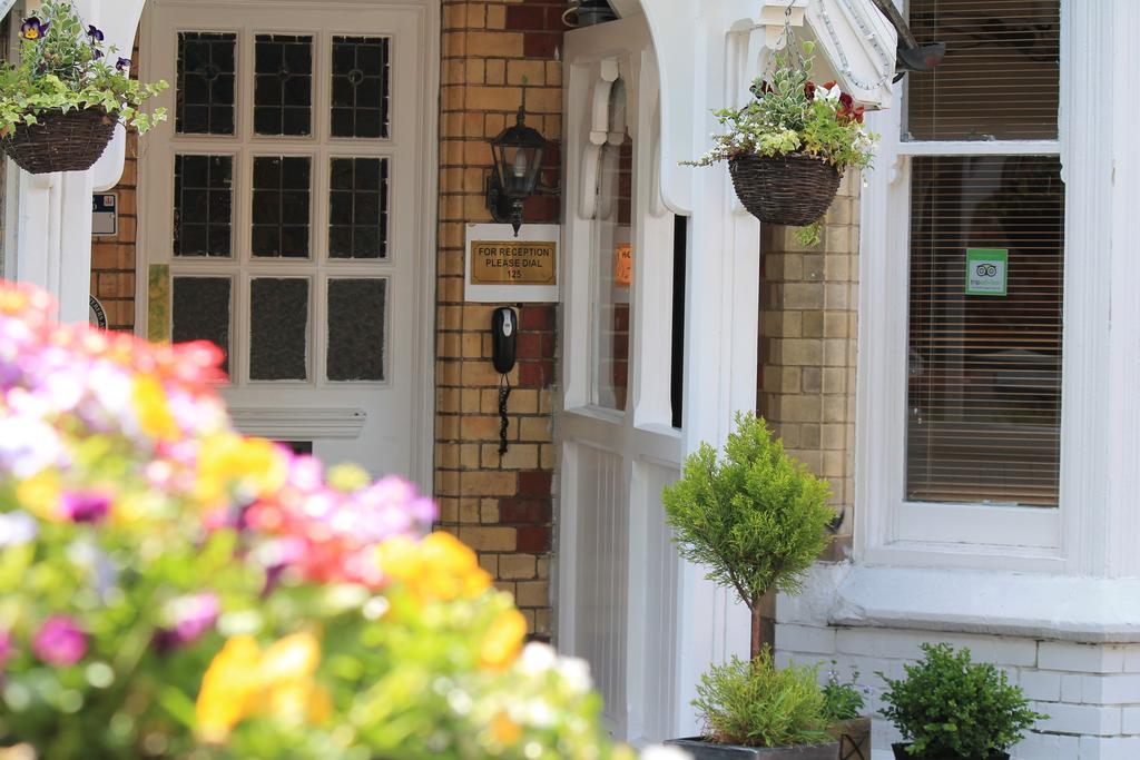 The Abbey House Hotel Reading Exterior foto